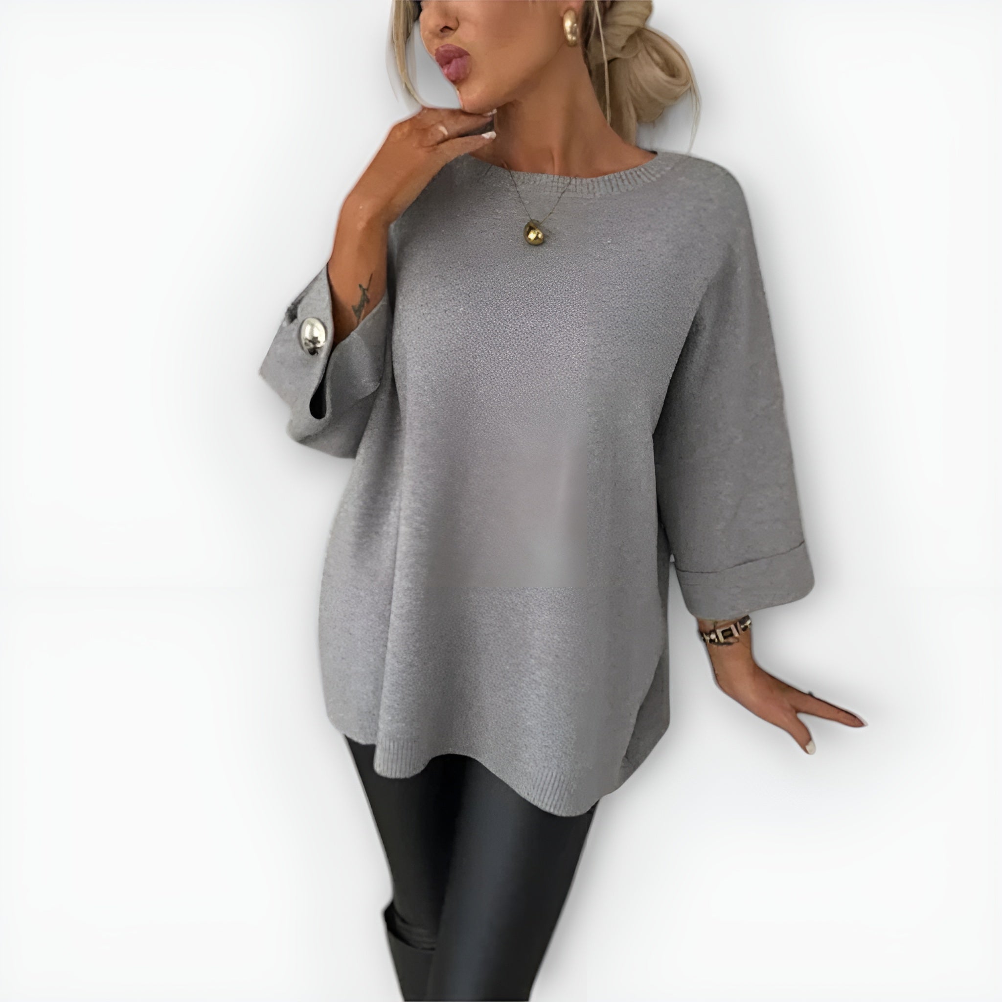 Julianette | Effortless Elegance Sweater