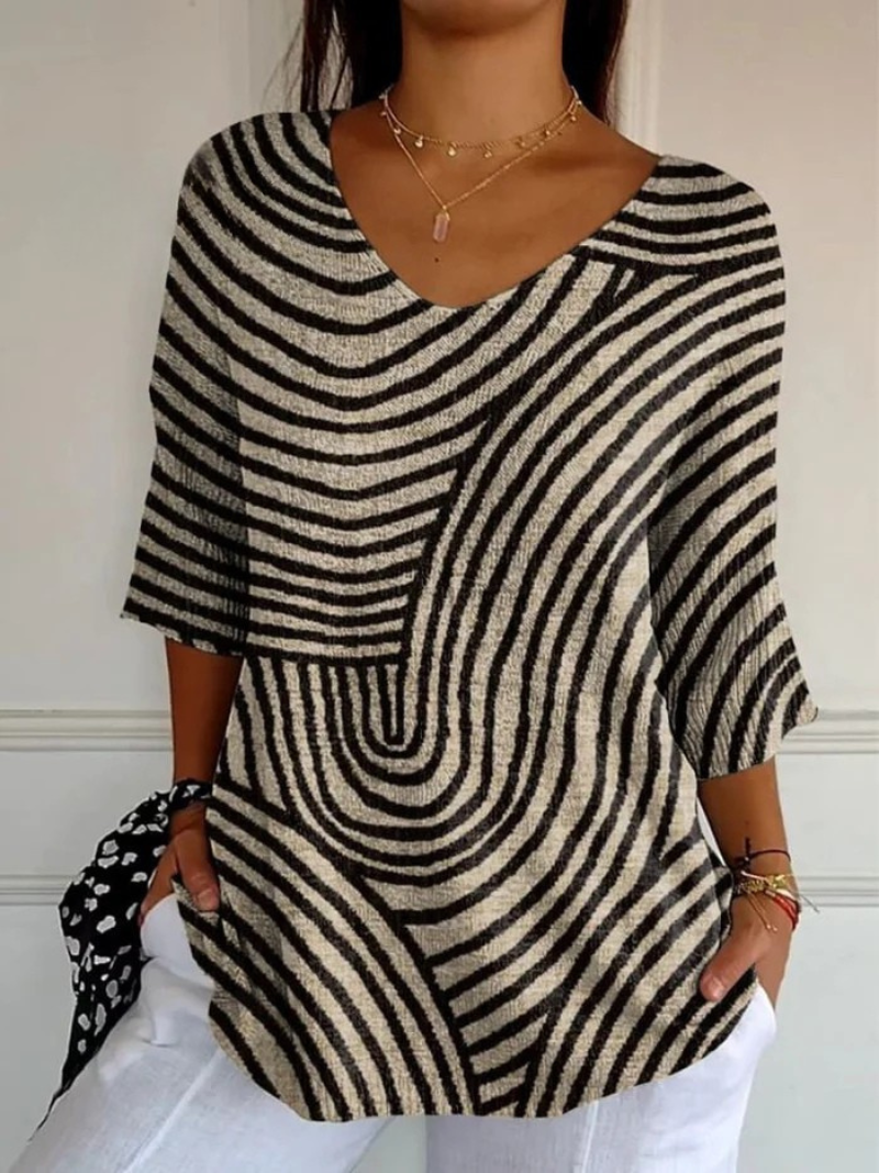 Judith| Vintage-Inspired Geometric Round-Line Art Sweater