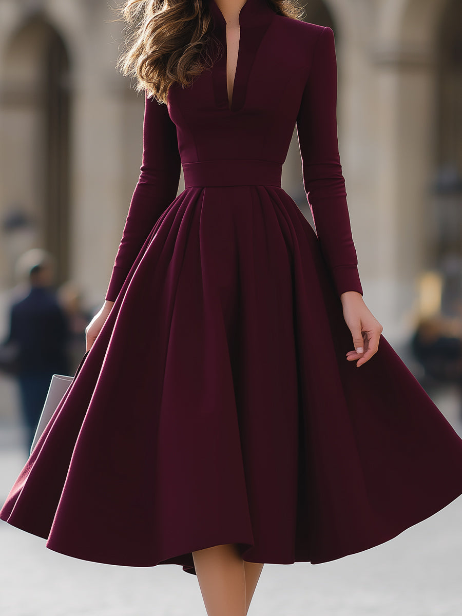 Jennifer | Midi Dress with V-Neck Design
