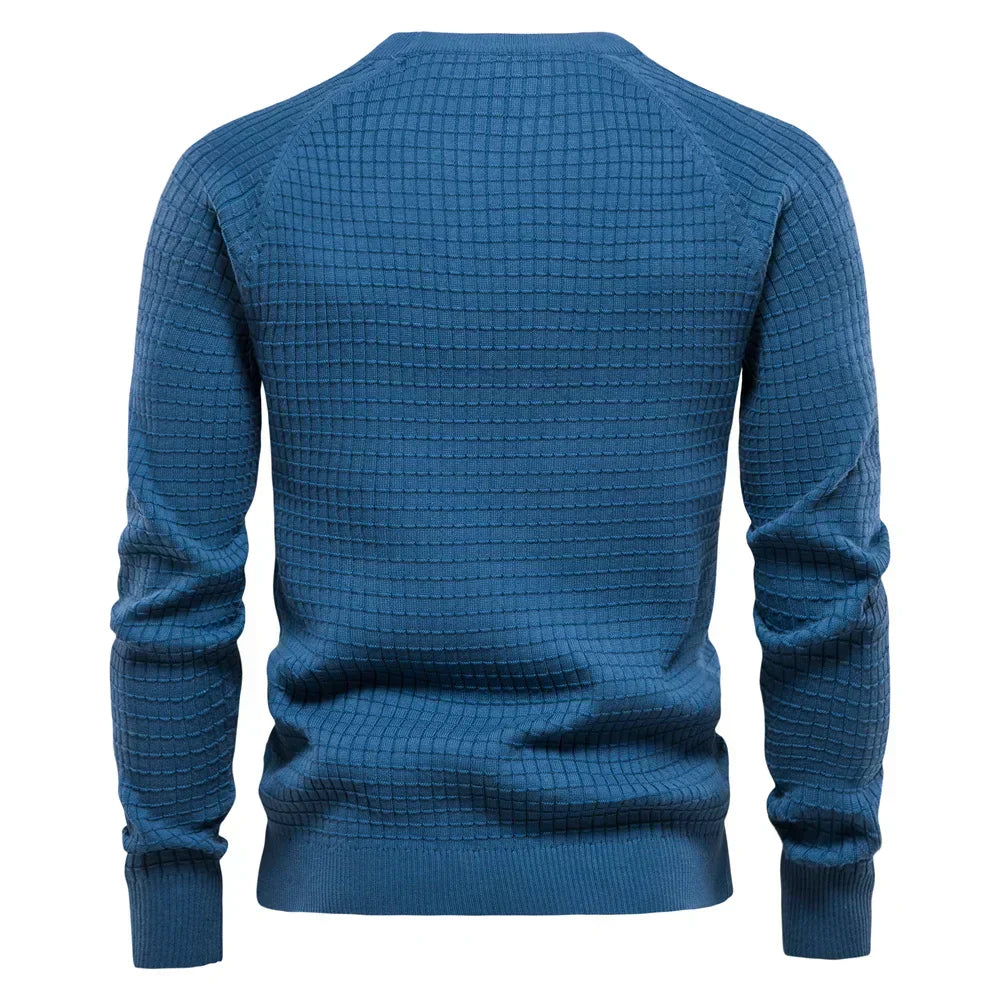 Refined Longsleeve with Diamond Pattern Elegance