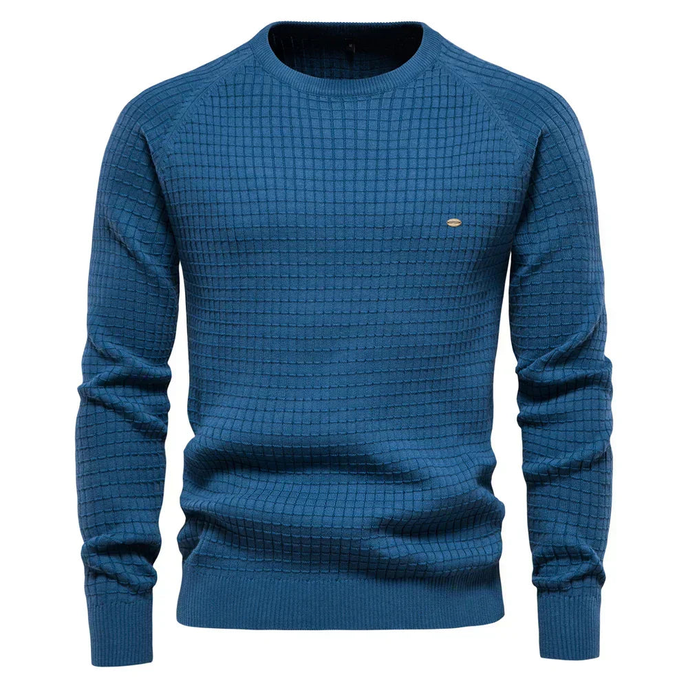 Refined Longsleeve with Diamond Pattern Elegance